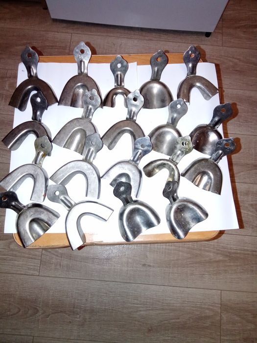 Інструмент для протезування