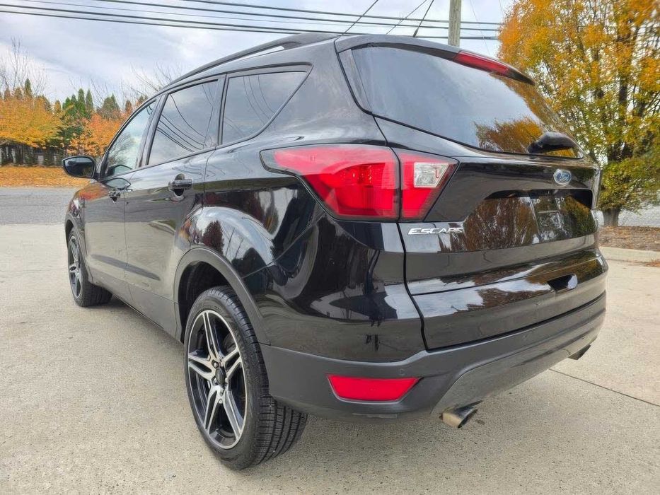 Ford Escape SEL      2019