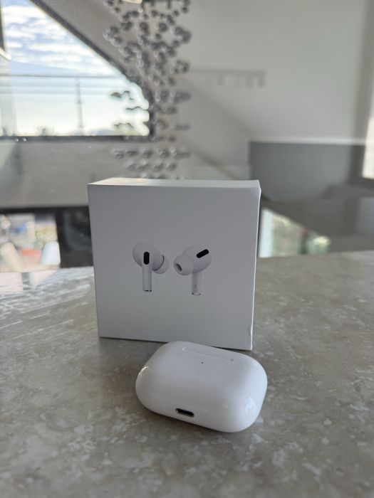 Apple Airpods pro -  1 gen.