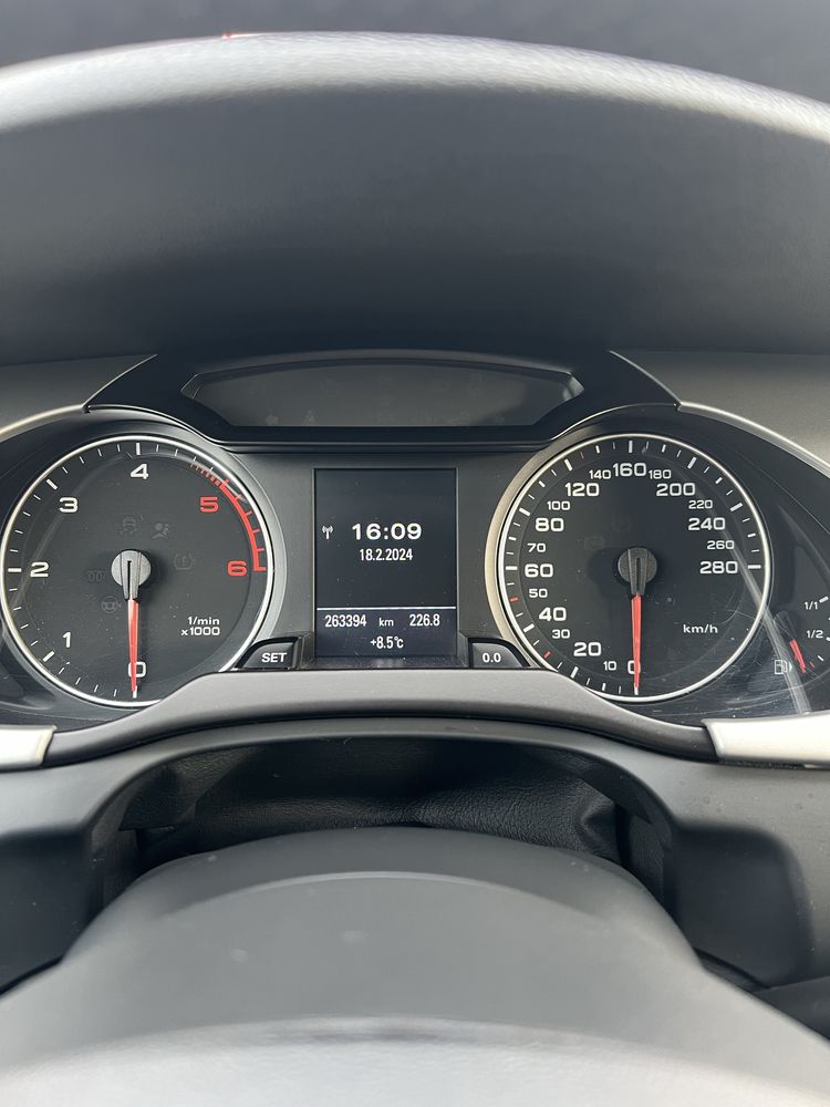 Audi A4 B8 2.0 TDI