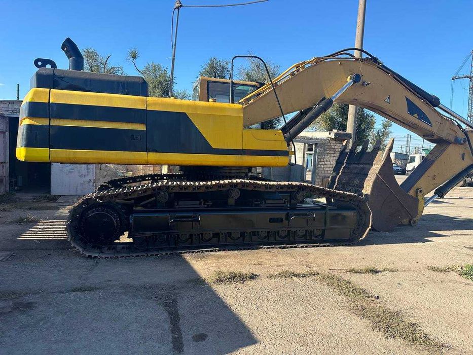 Гусеничний екскаватор САТ 345BL
