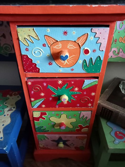 krzesełko szafka dziecięca kolonialne