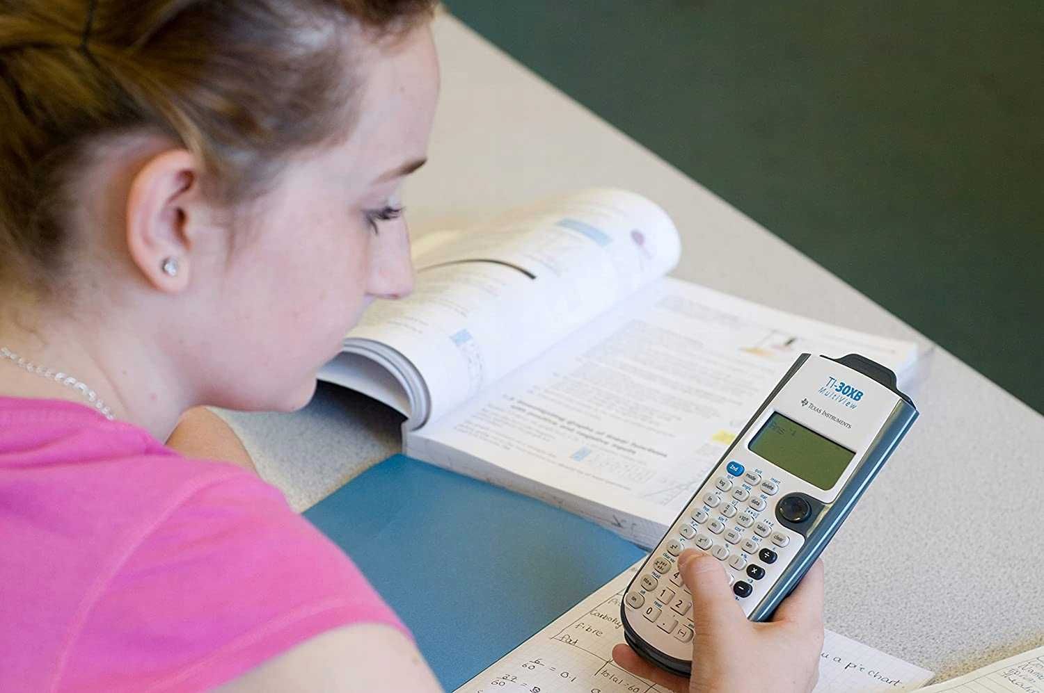 Kalkulator naukowy Texas Instruments TI-30XB