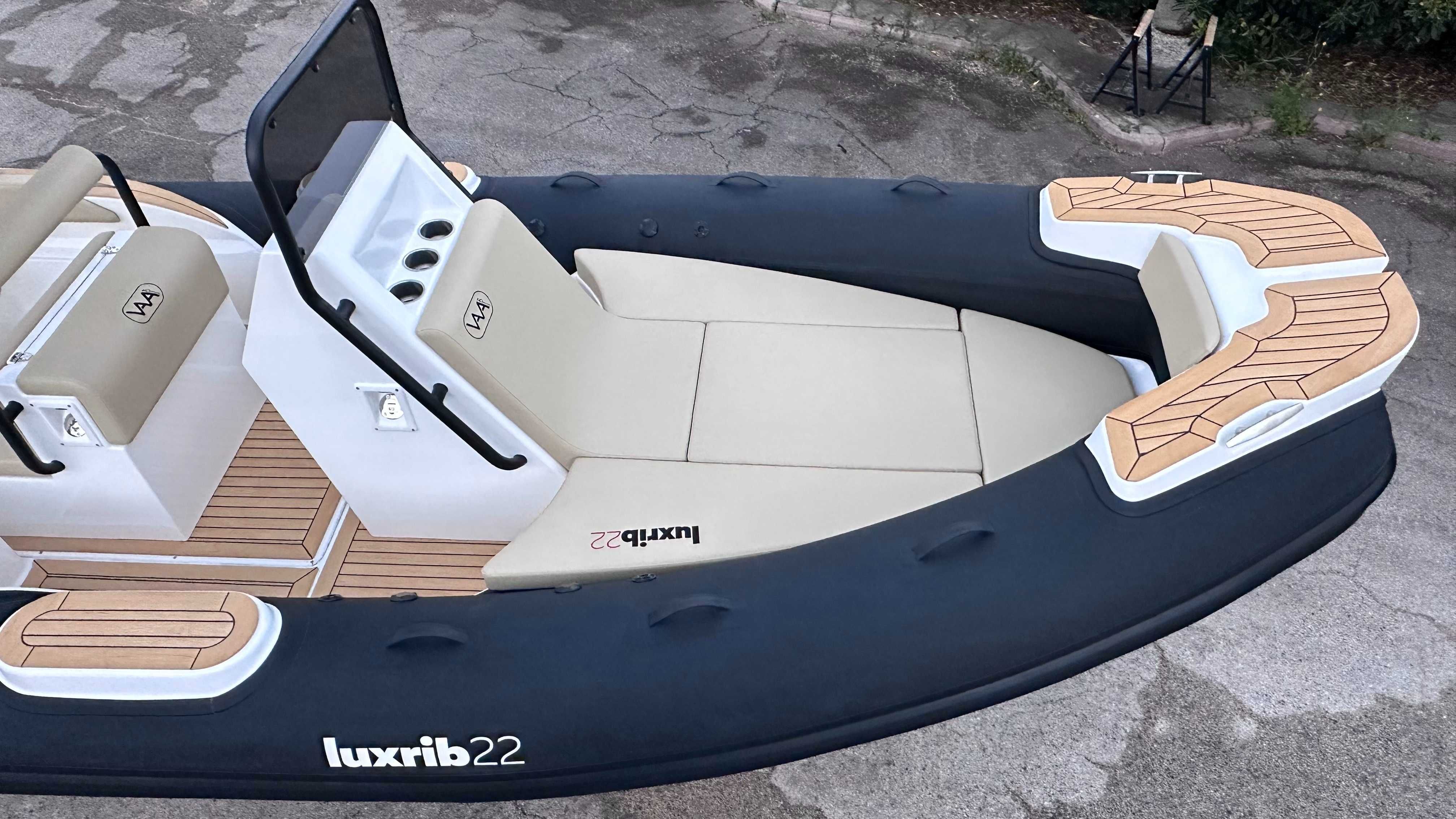 Nowa Luksusowa łódź RIB - 6,60m/12os. - DOSTĘPNA OD RĘKI !!!