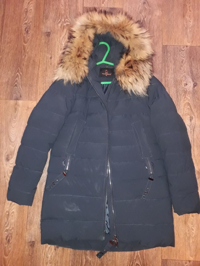 Продам зимнюю женскую куртку  размер xl 46/48