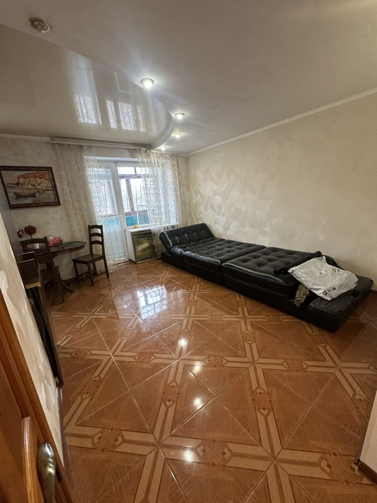 В продажу 3 к к на 3й Слобідській / пр. Центральний