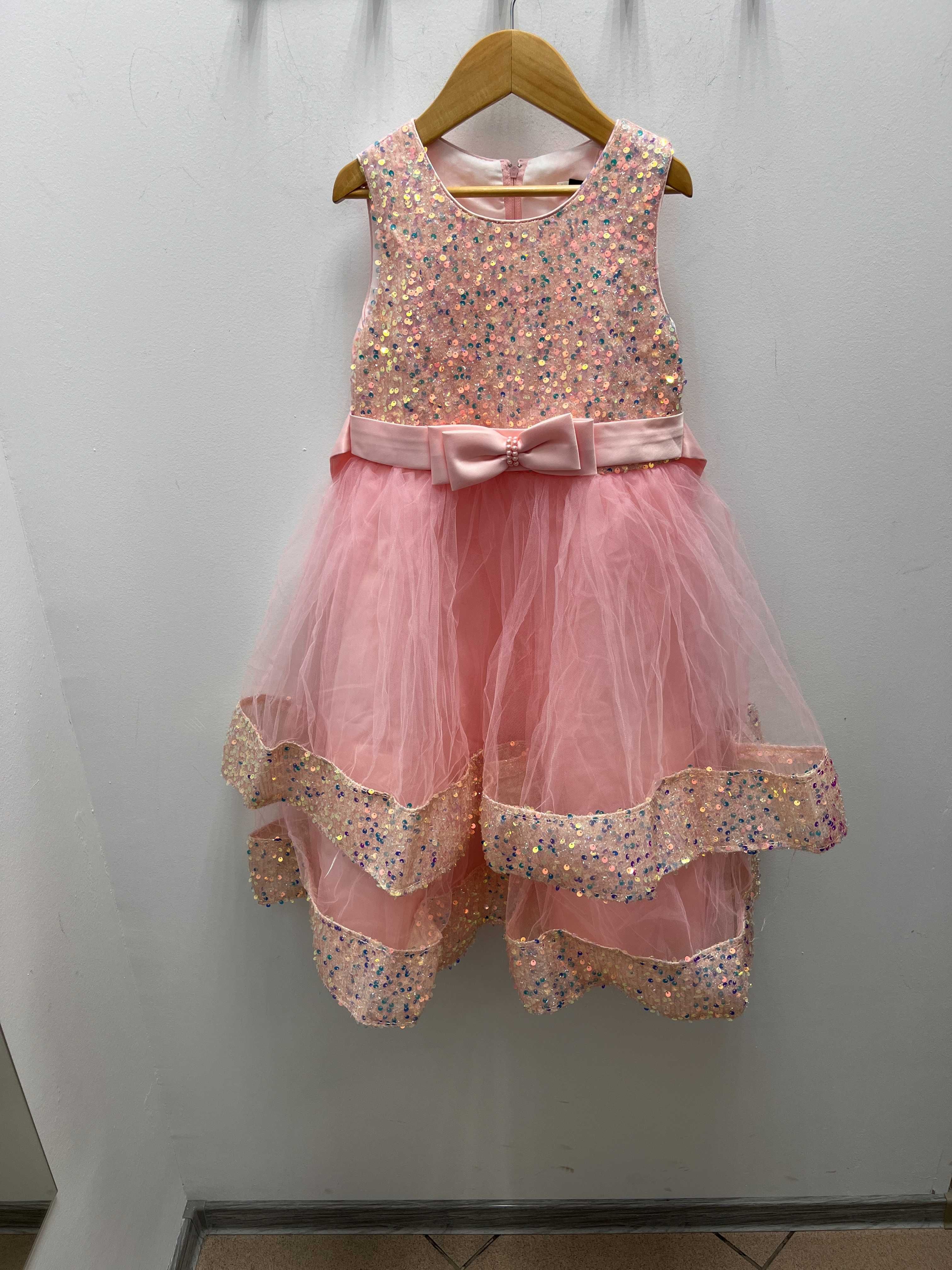 Długa sukienka tiulowa dziecięca roz.120cm