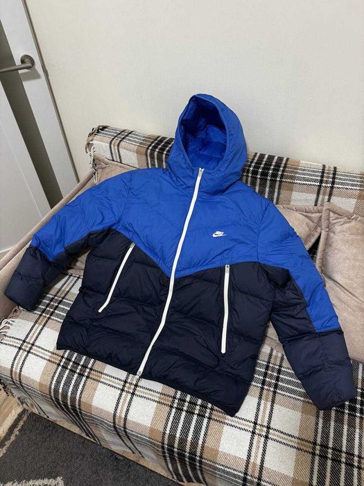 Пуховик Nike Windrunner StormFit, розмір XXL, ідеал DR9605-480