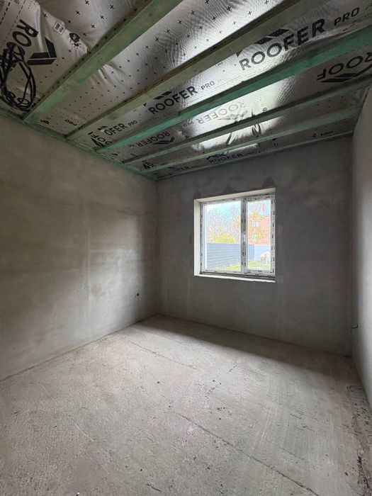 V Сучасний одноповерховий будинок  Вересневе