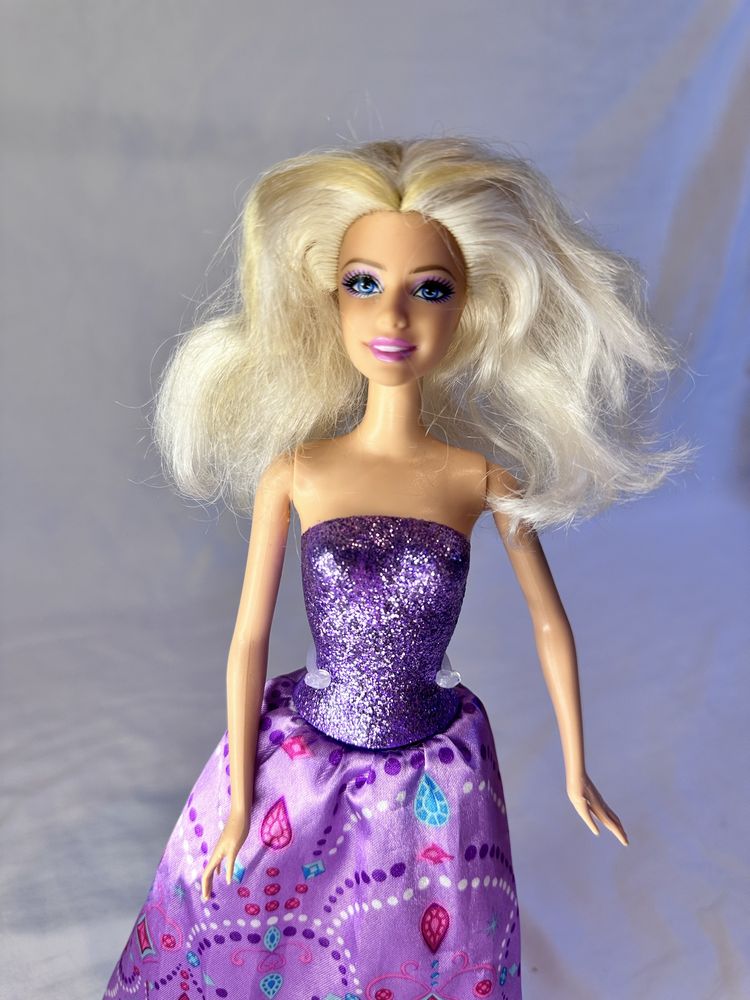 Lalka Barbie z filmiku Barbie Mariposa and The Fairy Princess Catania