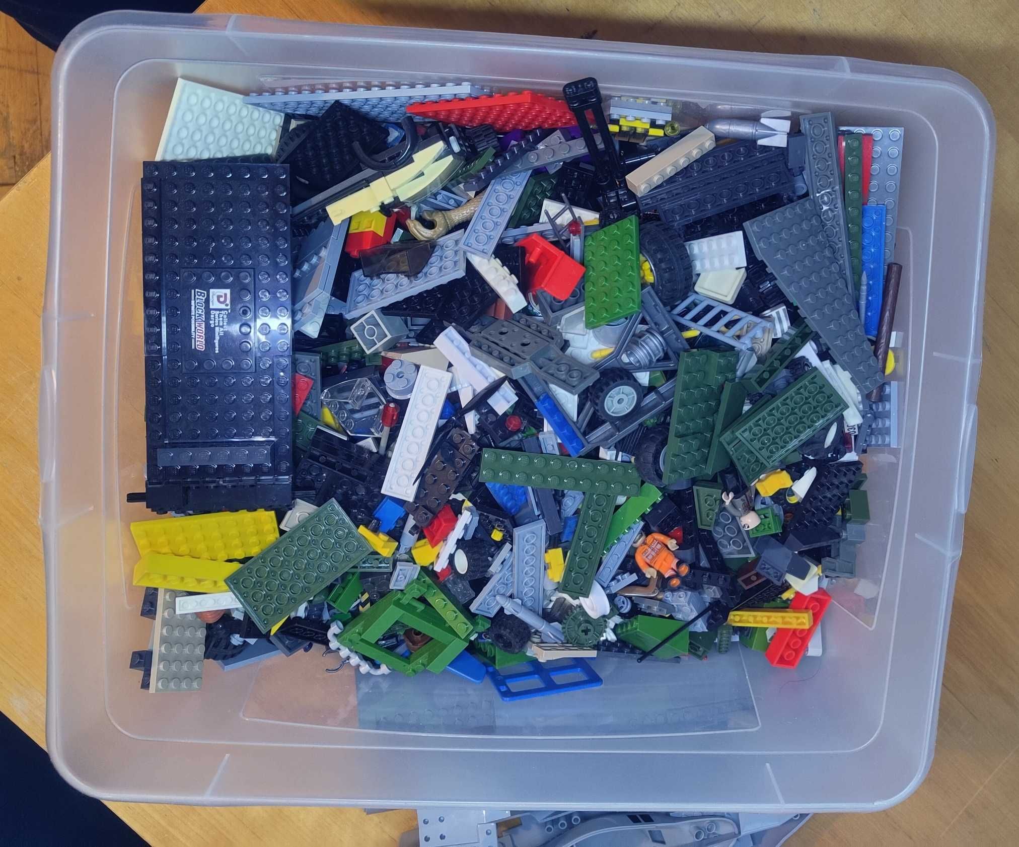 Klocki Mix nie Lego (Cobi, Kazi, Gudi i inne)