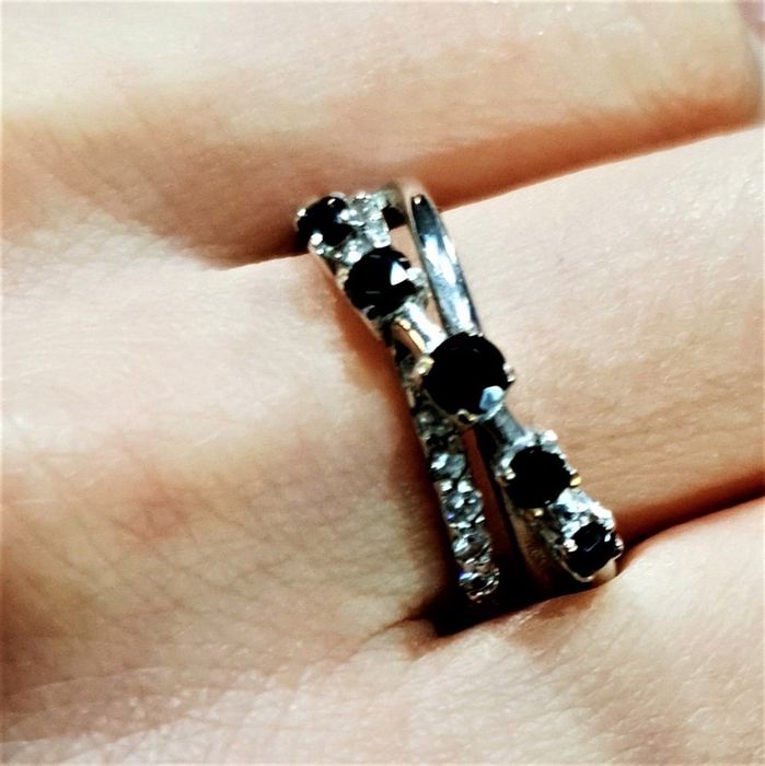 Кольца серебряные разные