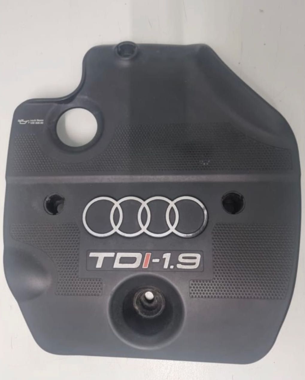 Tampa motor Audi A3 1.9 TDI