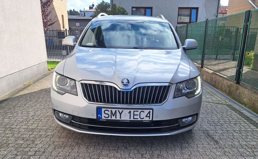 Skoda Superb Skoda Superb Kombi 2.0 TDI DSG