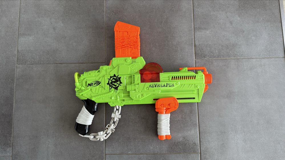 Wyrzutnia na strzalki NERF ZOMBIE STRIKE
