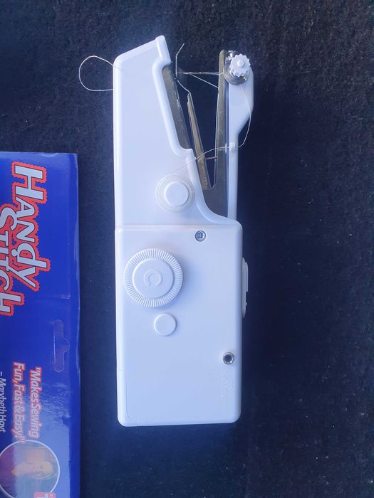 Швейна машинка електро та ручна