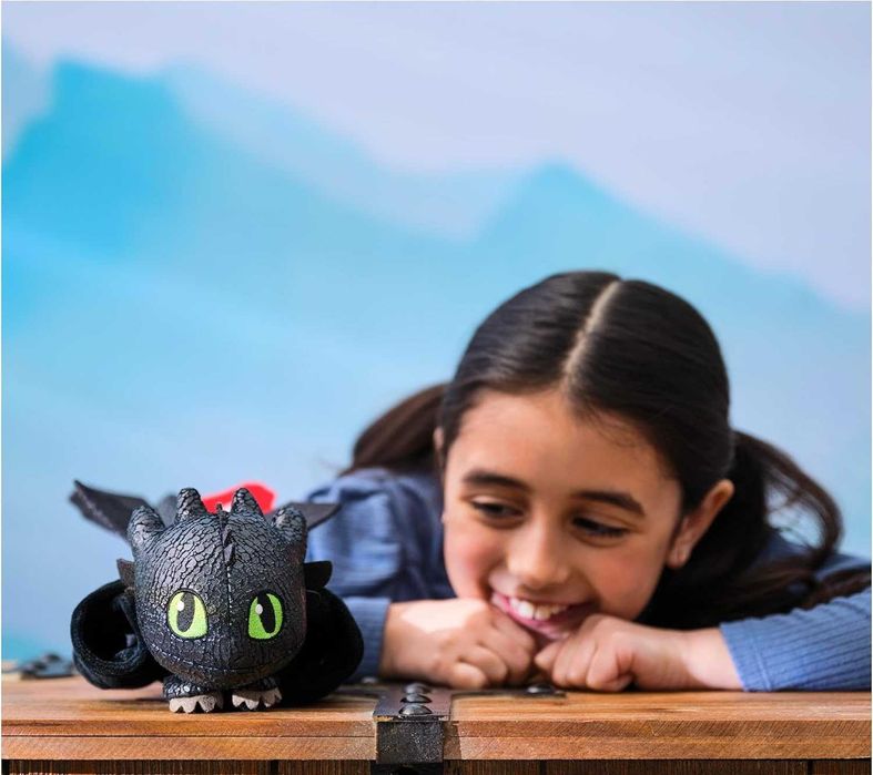 Як приборкати дракона Dreamworks Dragons How to Train Your Dragon Hug