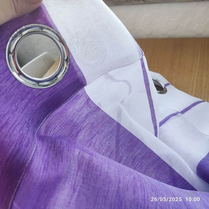 Conjunto 2 cortinados semi-transparentes ilhós