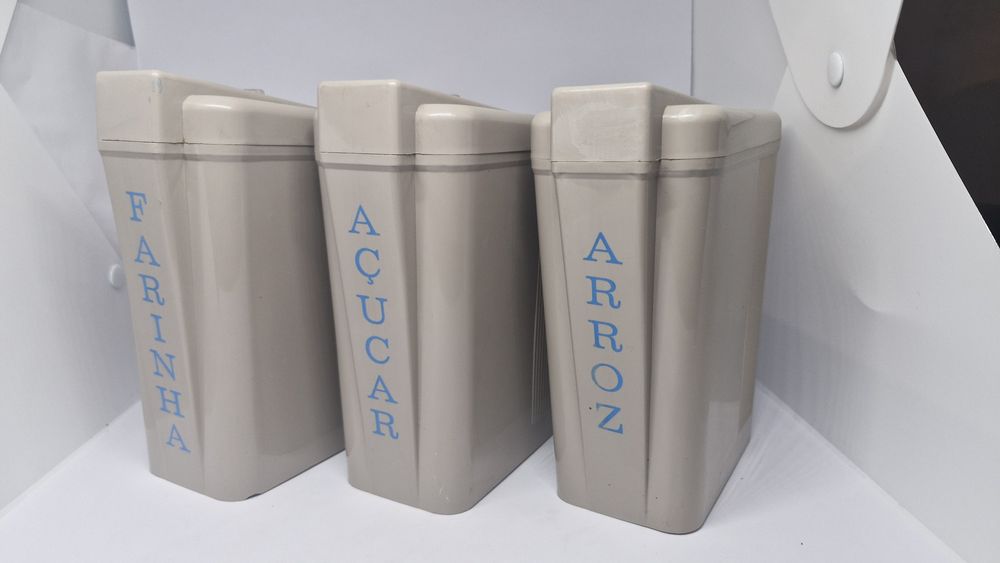 Caixas de cozinha vintage