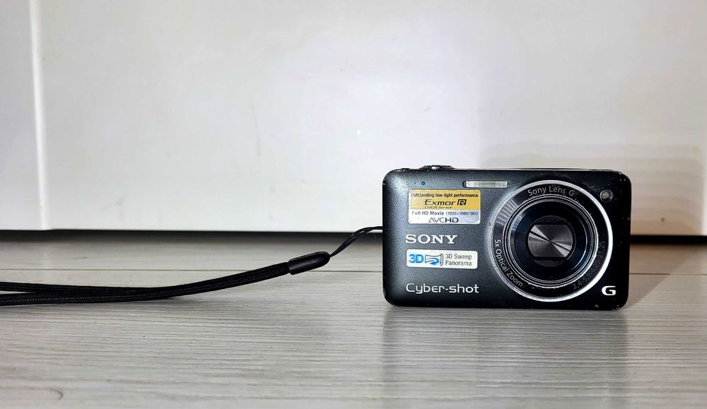 Цифровий фотоапарат Sony DSC-WX50 Black