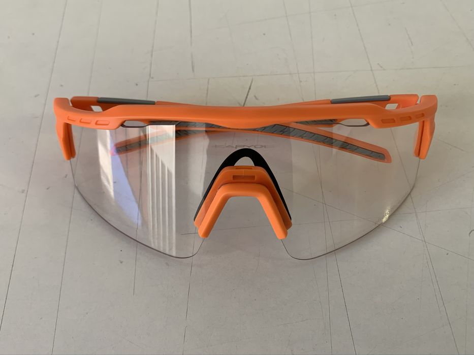 Oculos de ciclismo ou corrida Fotocromaticos