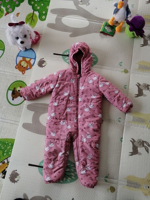 Зимовий комбінезон на дівчинку