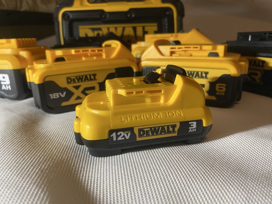 Акумулятори Dewalt 18/20v 20/60v XR Flexvolt