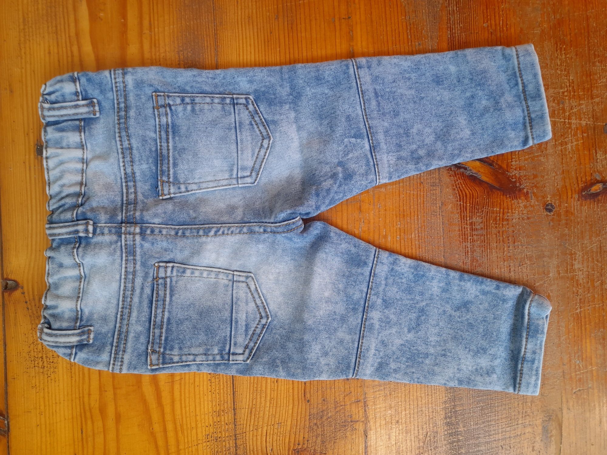 Spodnie jeansowe r. 80