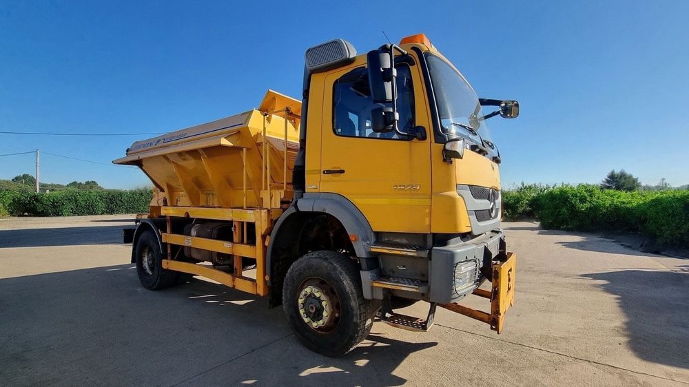 Mercedes-Benz AROX 1824  Euro 5, 4x4, Piaskarka Pług