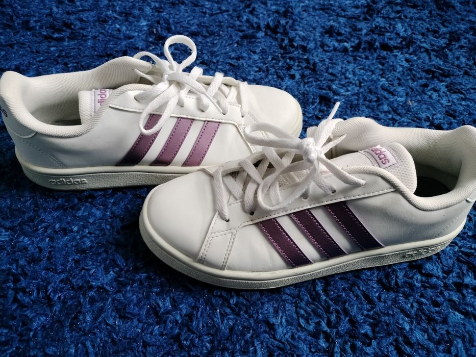 Sapatilhas adidas 38