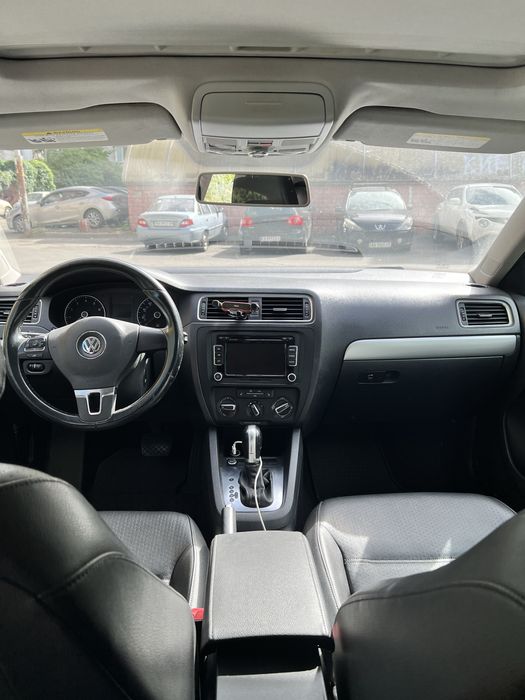 Vw jetta 2014 максималка/ власник/ технічно 5/5, вкладень не потребує