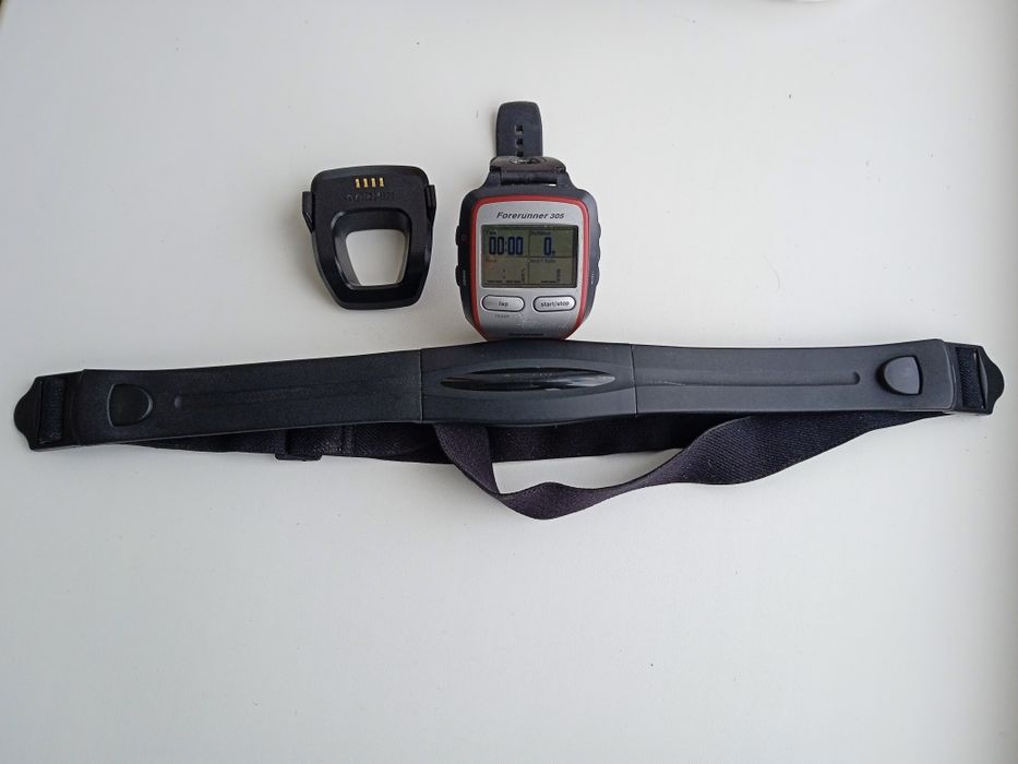 Продам спортивні часи для бігу Garmin Forerunner 305