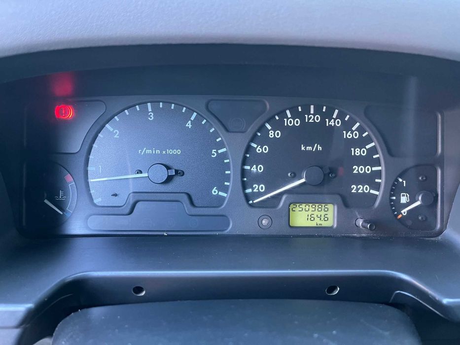 Land Rover Discovery TD5 - 7 lugares