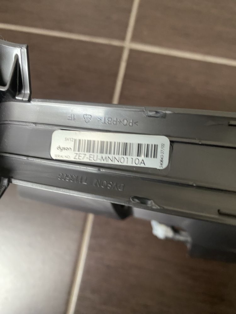 Пылесос Dyson V10