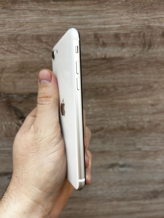 iPhone Se 2 64Gb White з гарантією