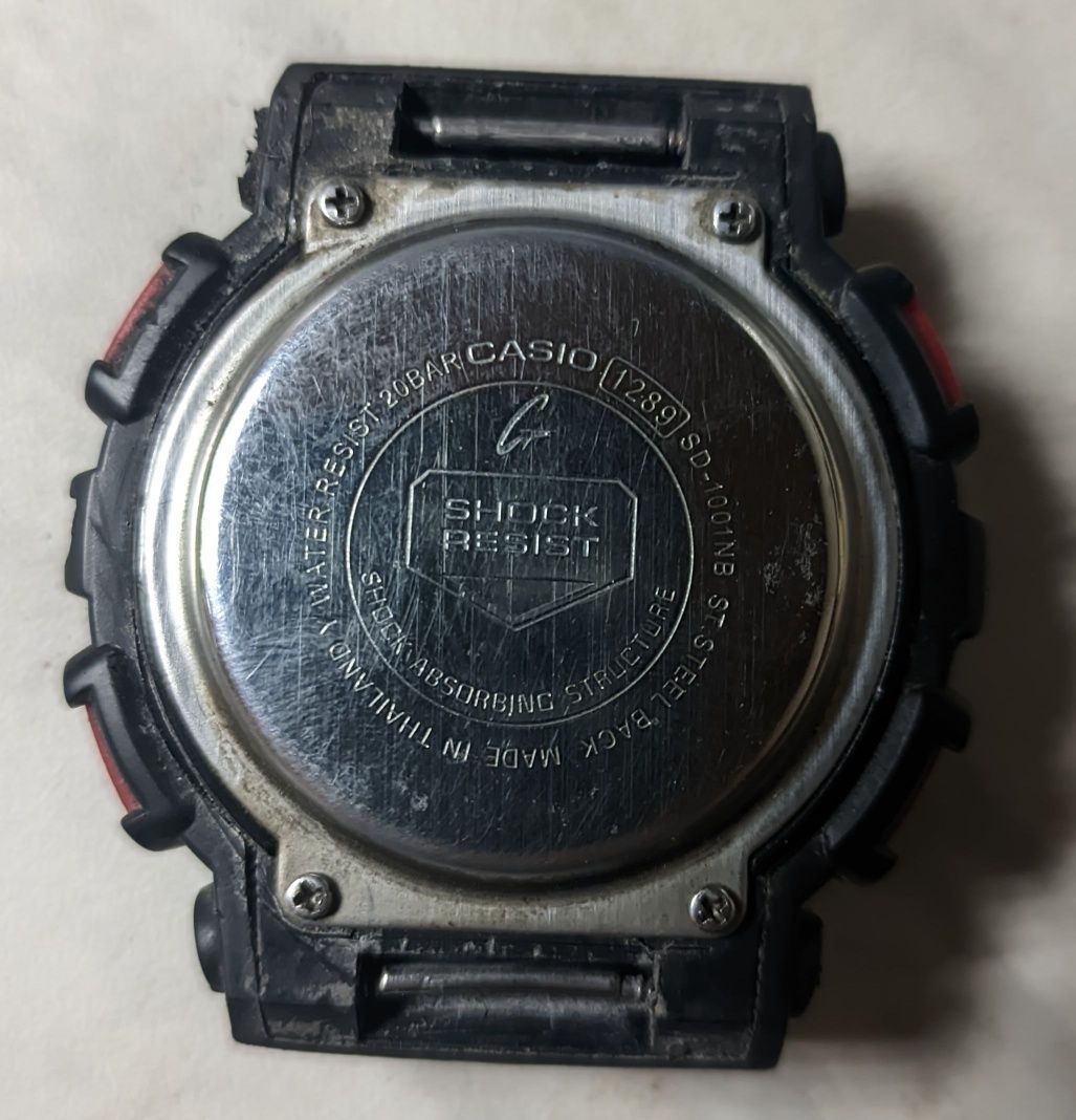 Часы Casio кварцевые
