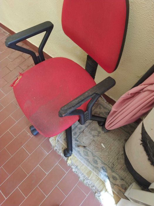 cadeira escritorio ou sala para remodelar