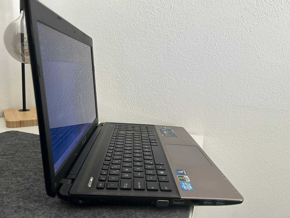 Portátil Asus K55 - i7