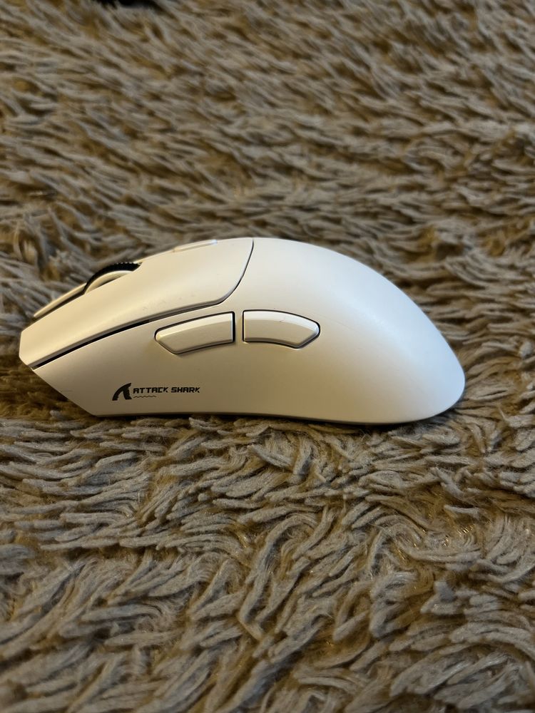 Attack Shark r1