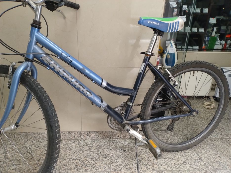 (822/24n) rower Enduro 26"