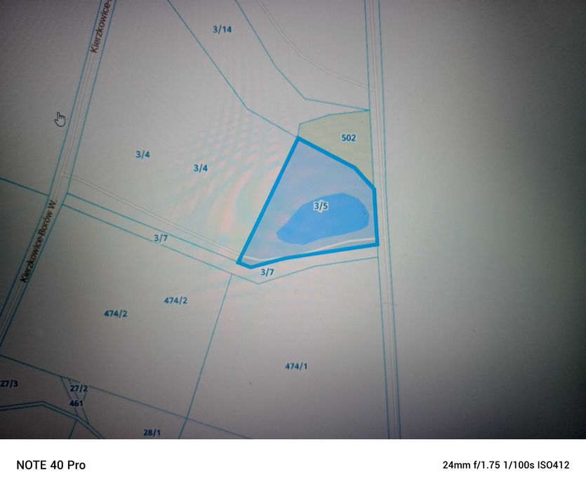 Piękna i urokliwa działka w Borowie Wielkim ze stawem i drzewostanem