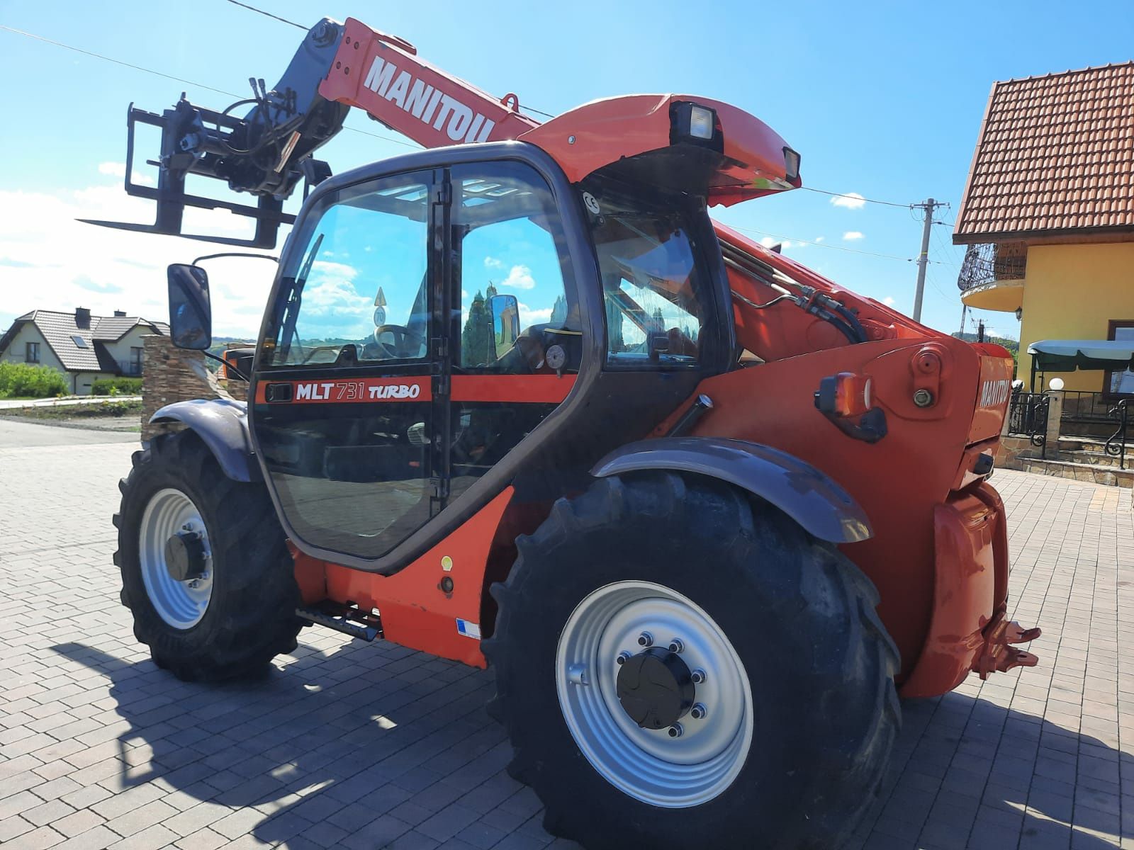 Ładowarka teleskopowa Manitou MLT  731