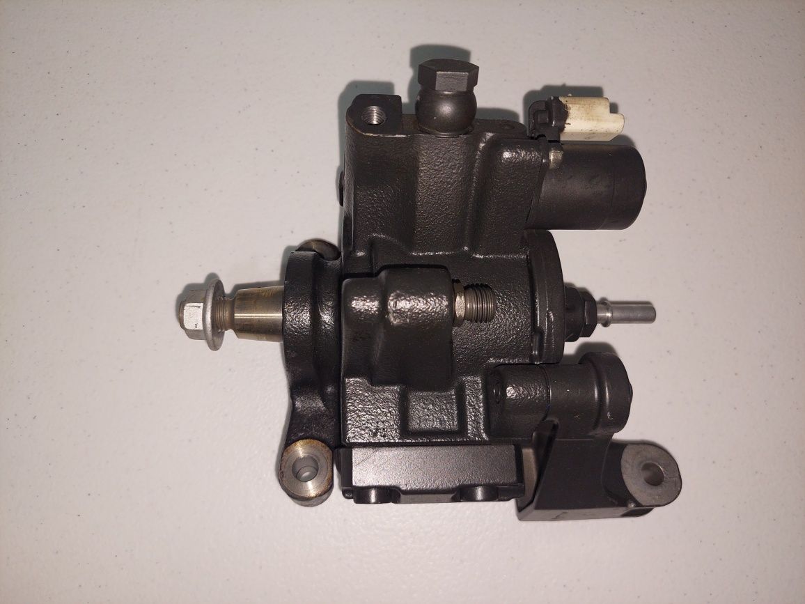 Bomba alta pressão 1.5 Mercedes/Renault