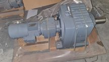 Мотор-редуктор двоступеневий SEW 1,5 кВт 2 об/хв з гальмом 6460 Nm!