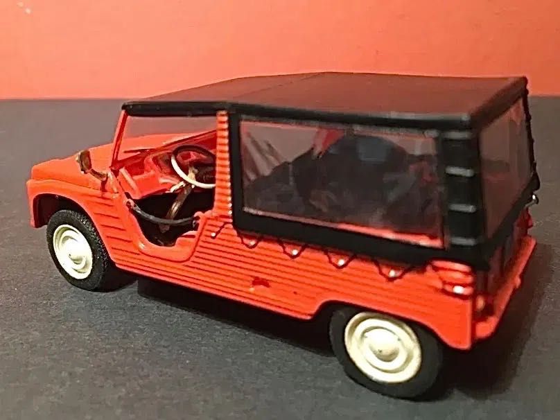 CITROËN MEHARI - escala 1 / 43 - Altaya