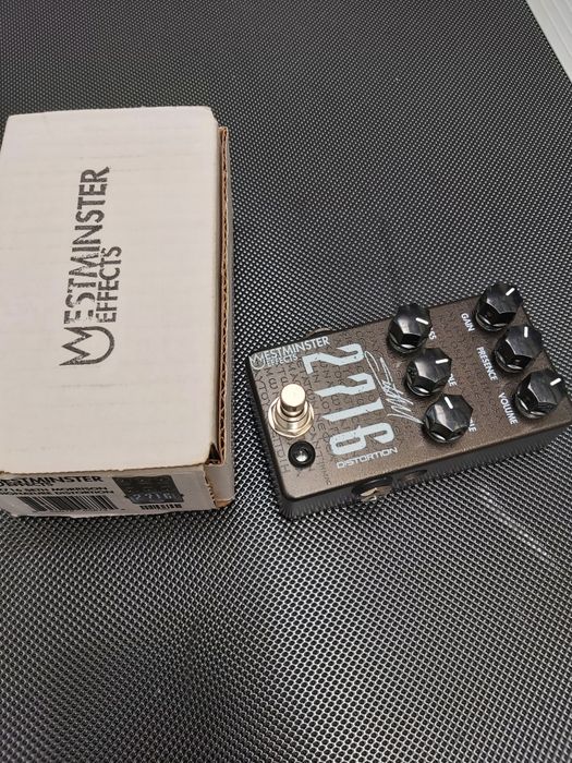 Pedal de efeitos Westminster  2716 distortion