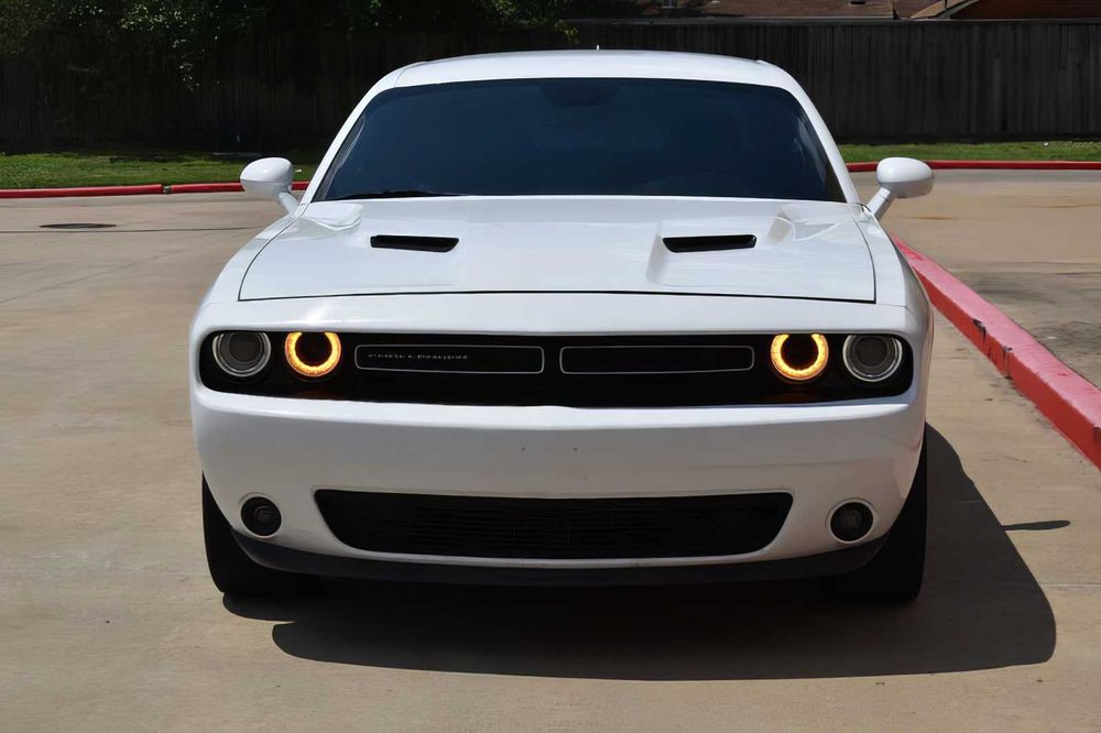 Dodge Challenger      2020
