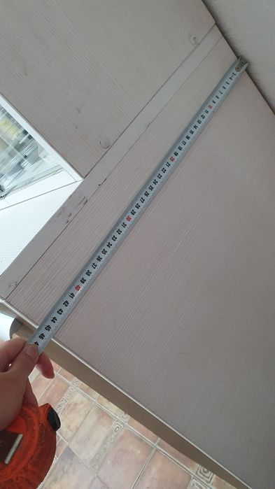 Торгові меблі. Вітрини Чернівці. Меблі для салону