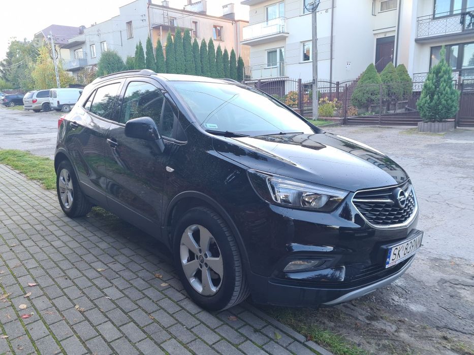 Bezypadkowy, salon polska