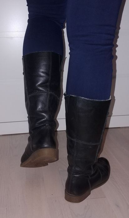 Rieker черные кожанные сапоги на меху, 40 размер